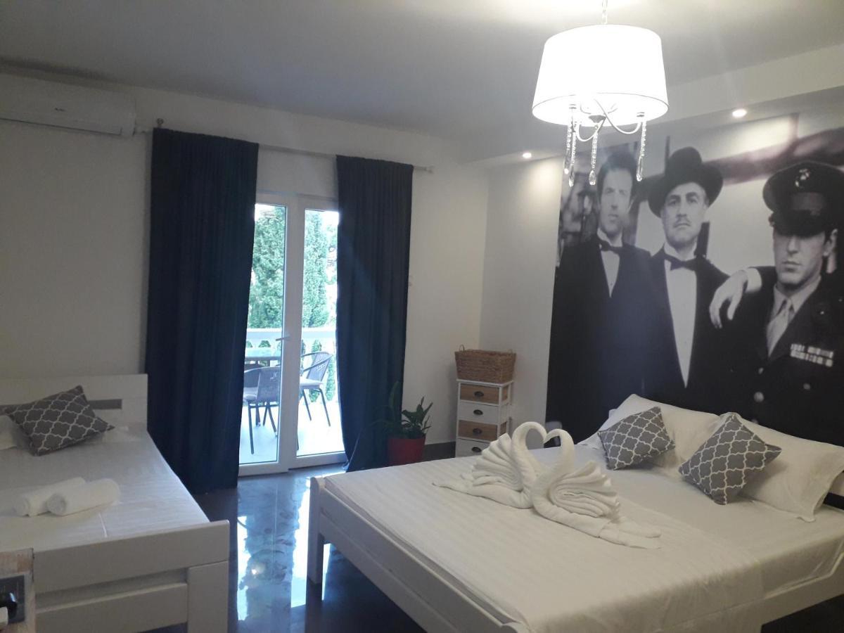 Ana Apartmani Sveti Stefan Ngoại thất bức ảnh