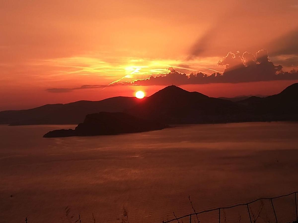 Ana Apartmani Sveti Stefan Ngoại thất bức ảnh